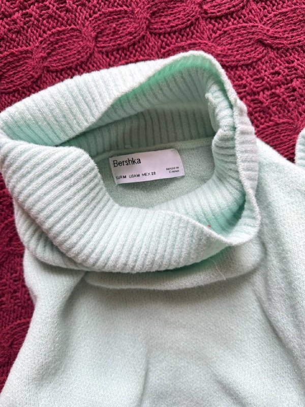 Пиджак, футболка, юбка-трапеция, укороченный свитер, кожаная юбка H&M 8