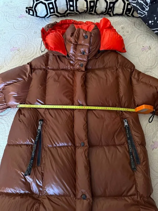 Длинный пуховик Moncler 1