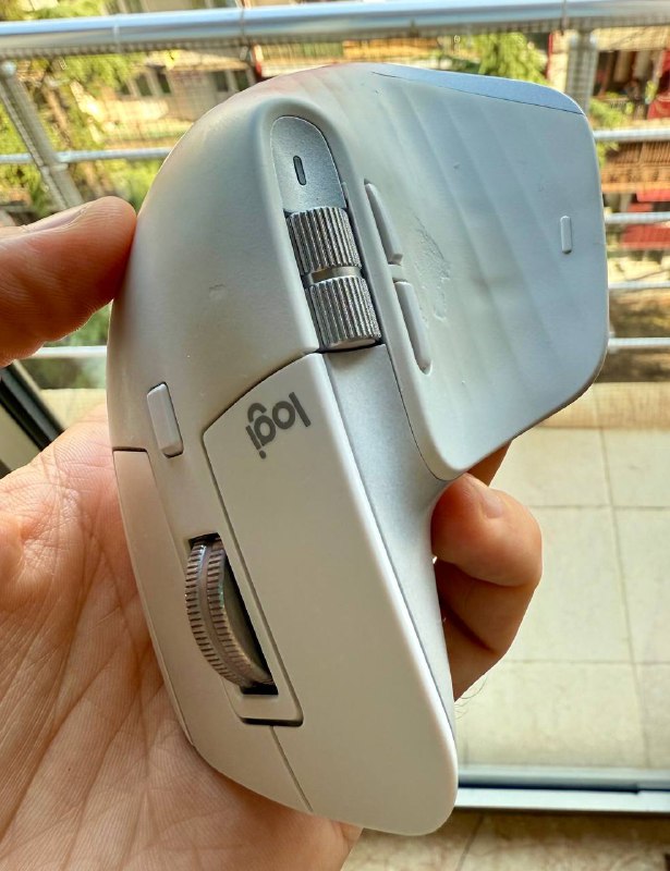 Logitech MX Master 3S мышь белая 2