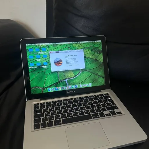 Macbook Pro core i5 8GB 13 дюймов