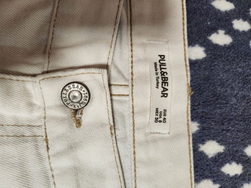 Белые брюки прямого кроя Pull Bear, размер евро 40 2