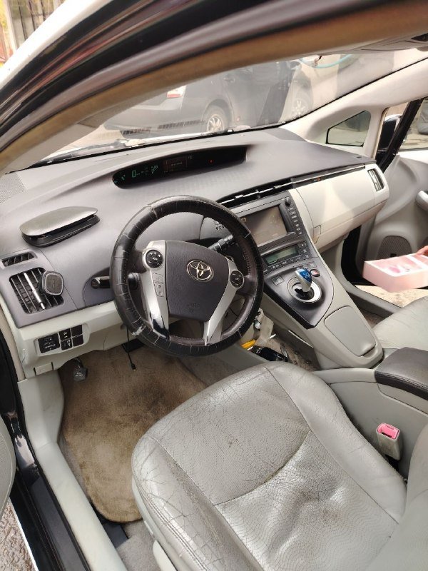 Toyota Prius 3
