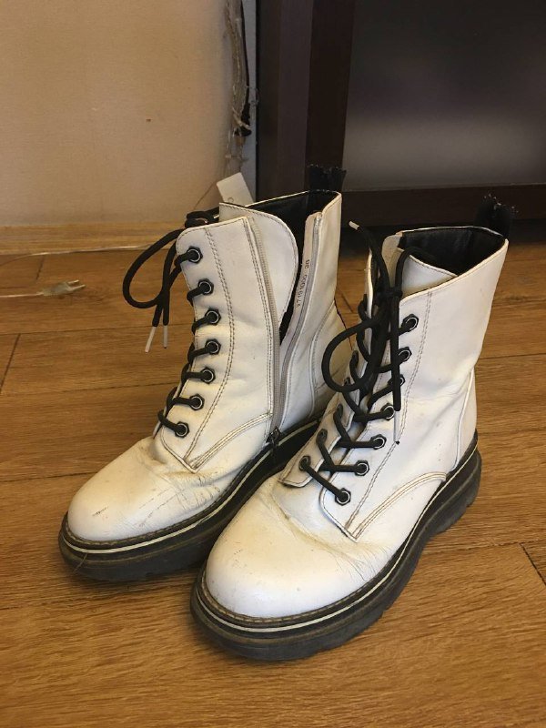 Джинсовая куртка, сапожки, кроссовки, джинсы, шапка, перчатки, плюшевый мишка, толстовки, бадлон 2