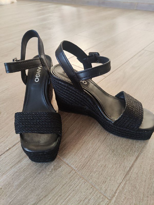 Женские туфли размер 36, 4 пары