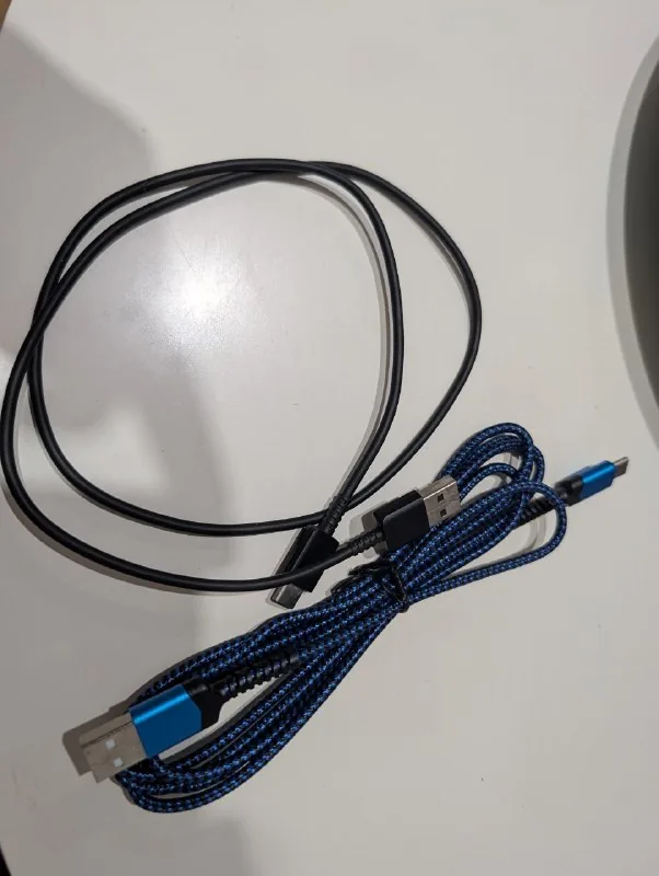 Кабели Samsung USB Type-C и плетёный кабель