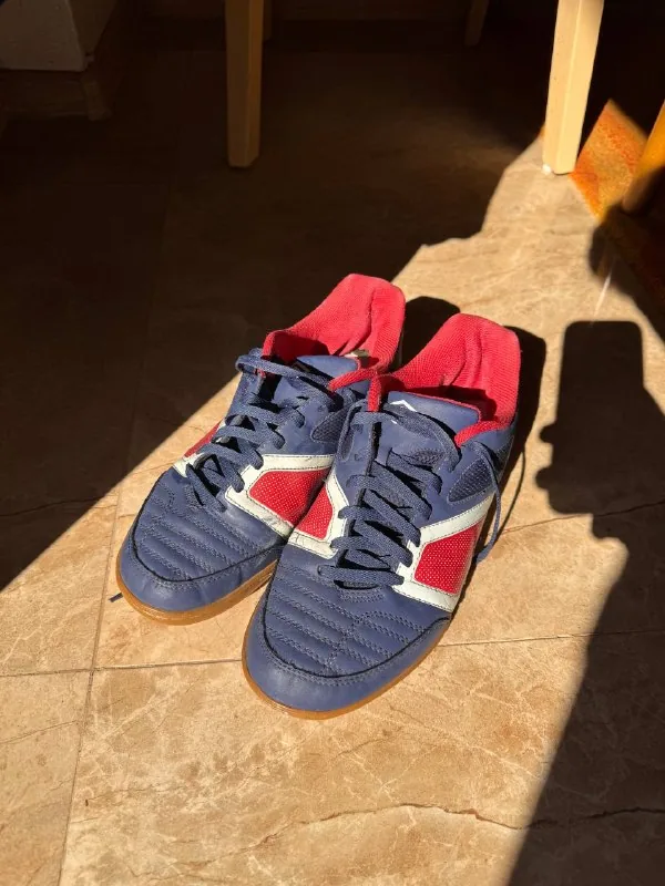 Футбольные кроссовки Umbro Futsal street II 1