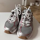 Кроссовки NB 2