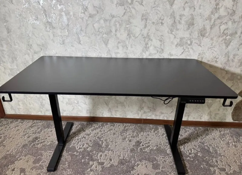 Электрический компьютерный стол KEYRON Orion 140 Black 1