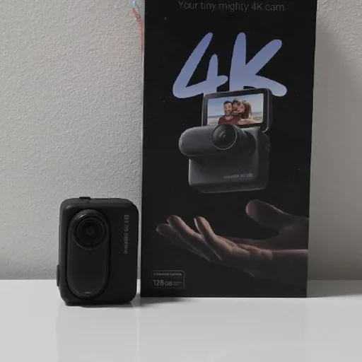Insta360 GO 3S экшен камера