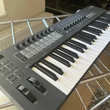 MIDI клавиатура Novation FLkey 49 3