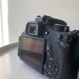 Canon EOS 600D фотоаппарат с объективом 2