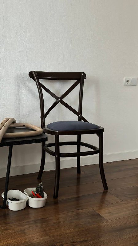 2 стула после реставрации