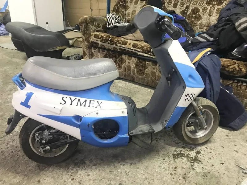 Маленький электрический мопед SYMEX