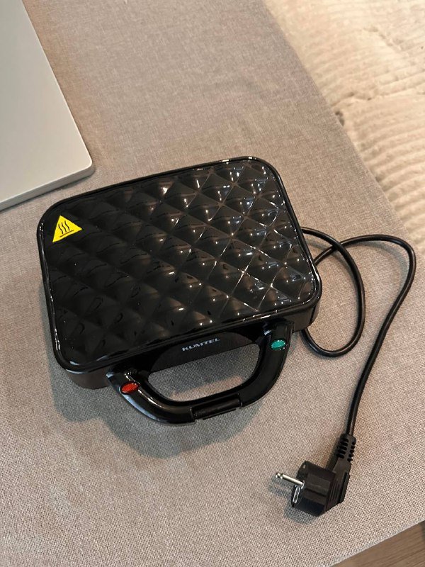 Вафельница, миксер, кухонные весы, электроштопор, сито, блендер Redmond 3