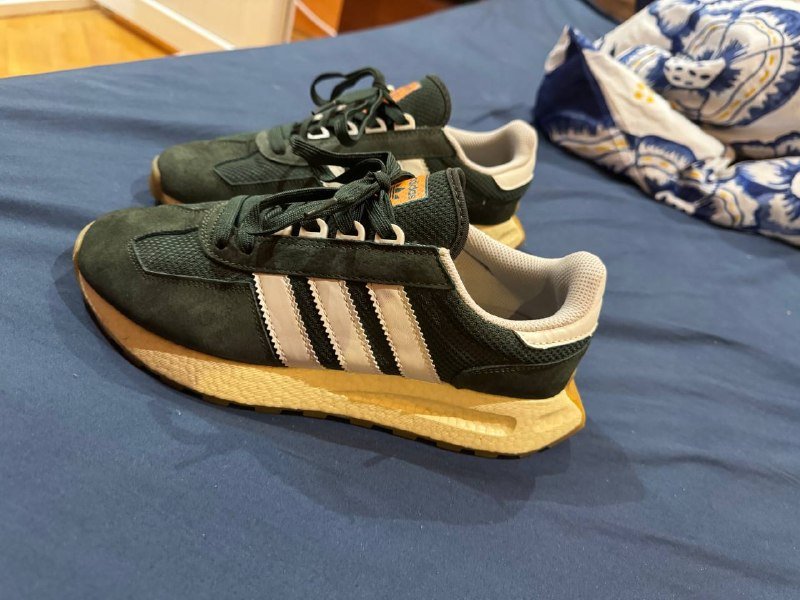 Кроссовки Adidas размер 43