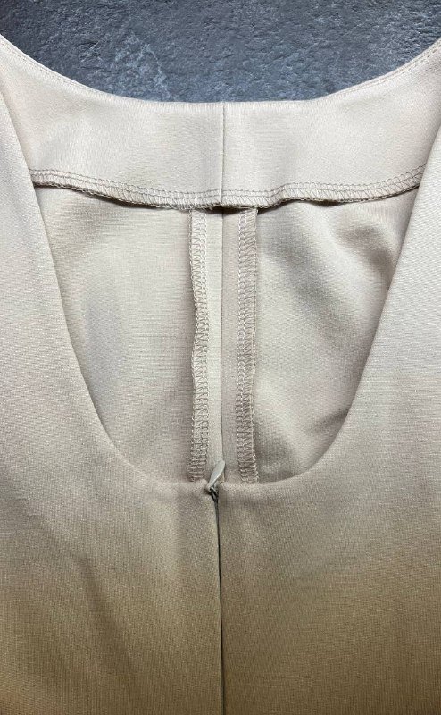 Платье кремового цвета, размеры S и M 2