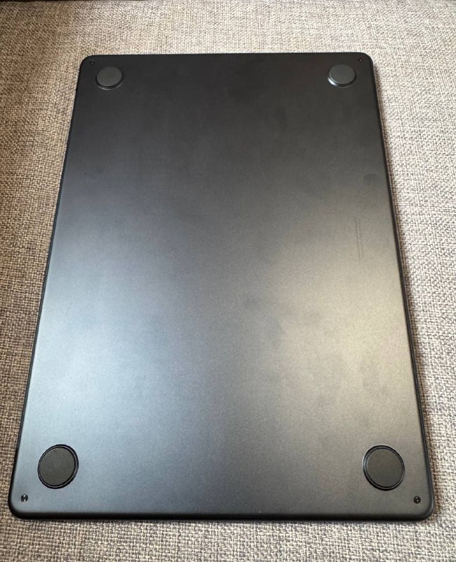 MacBook Air M2 2022 с 8 ГБ ОЗУ 3