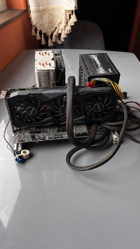 Игровой ПК GTX 1660 Ti i5 32GB RAM на Open Bench