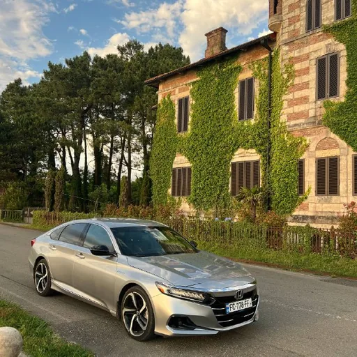 Honda Accord Hybrid 2022