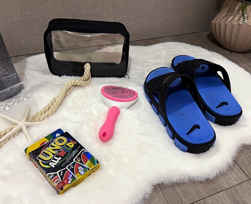 Домашняя распродажа, заварник, ваза, косметичка, шлепки, чесалка, UNO