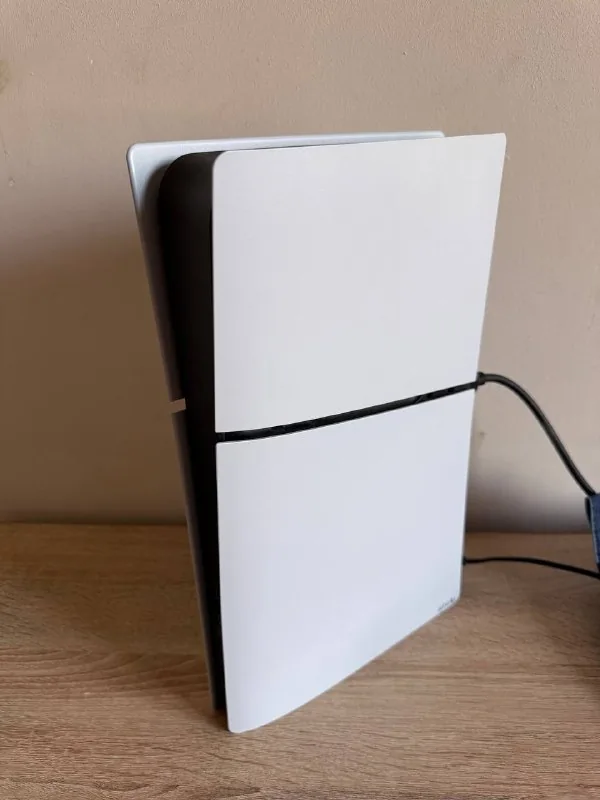 Sony PlayStation 5 Slim 1