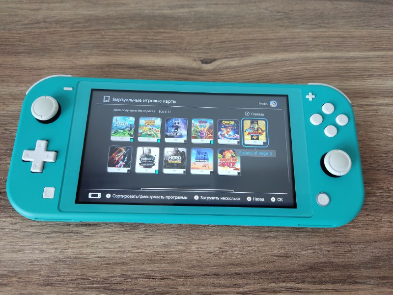 Nintendo Switch Lite — в отличном состоянии!