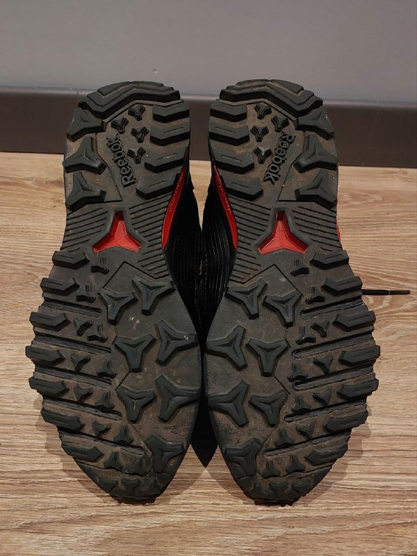 Женские утеплённые ботинки Reebok 3