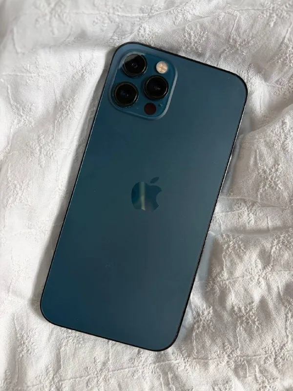 iPhone 12 Pro, 128 GB 1