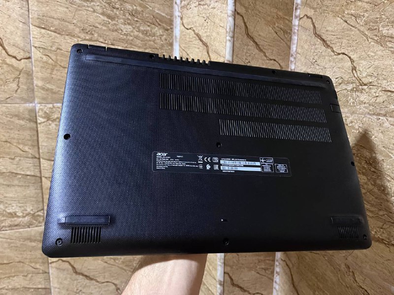 Ноутбук Acer Aspire 3 15.6” Ryzen 5 8GB 256GB SSD 7