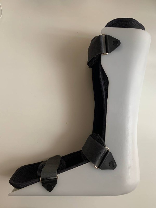 Фиксатор для ноги, Костыли