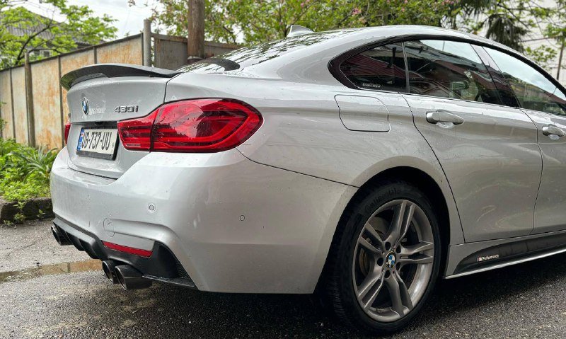 BMW 430i, белый, автомобиль 8