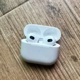 AirPods 4, AirPods 3 3