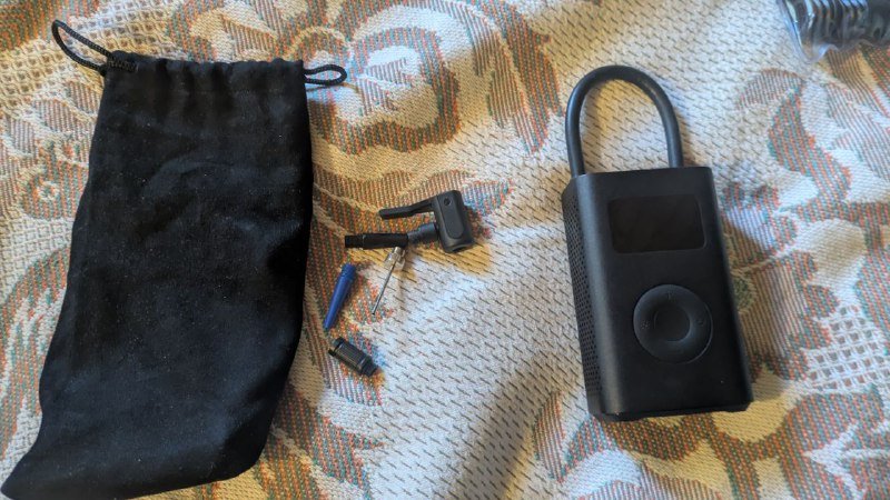 Компрессор Xiaomi pump 2d, набор универсальных насадок