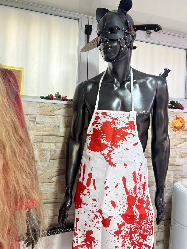 Цветные линзы, шрамы наклейки, плащи, рога на Хеллоуин 6