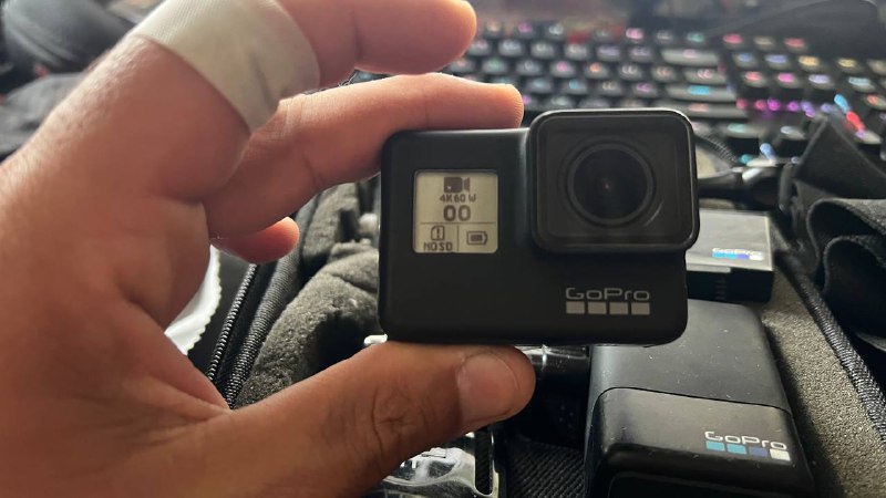 GoPro 7 Black с аксессуарами и батареями