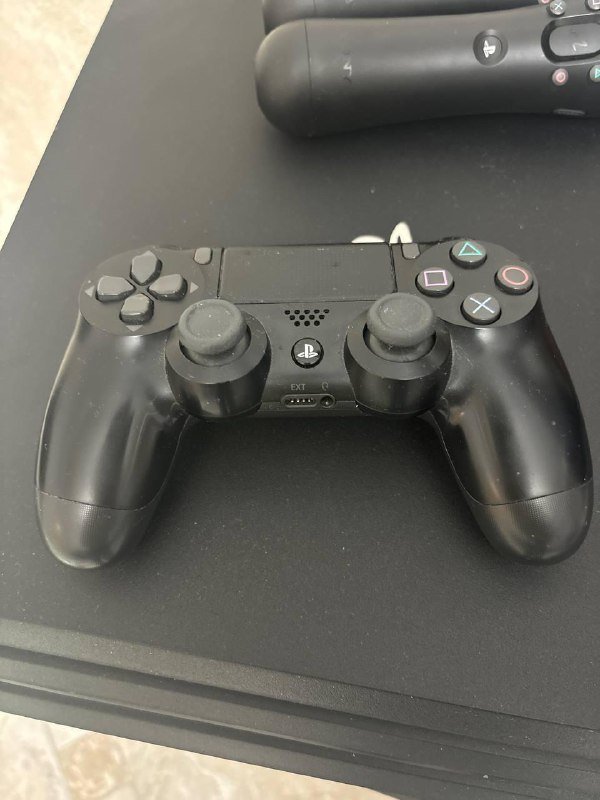 PS4 Pro, оригинальный джойстик, мувы для Just Dance, игры