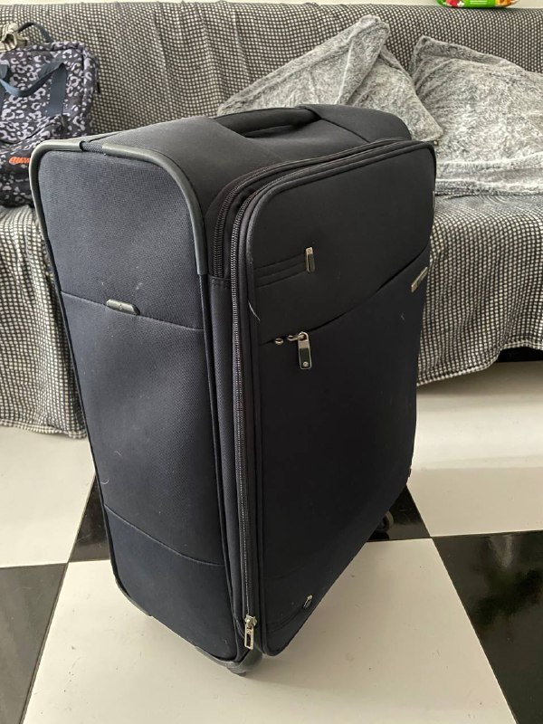 Чемодан Samsonite Base Boost