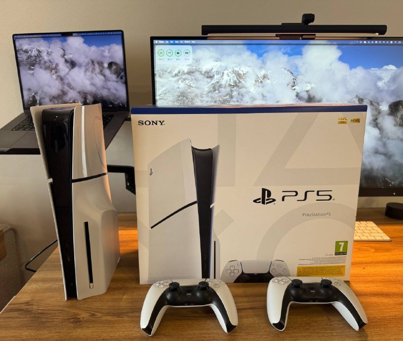 PlayStation 5 slim с дисководом, 2 геймпада, игра It Takes Two