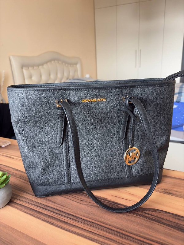 Сумка Michael Kors Jet Set Travel Small 3