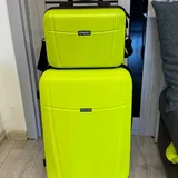 Комплект из двух чемоданов 2