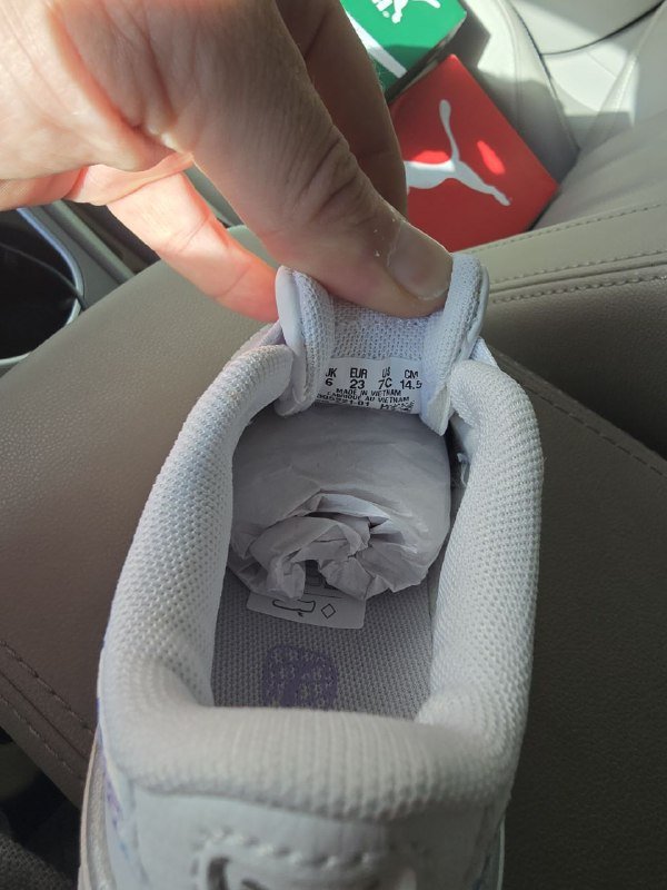 Три пары женских кроссовок Puma 6