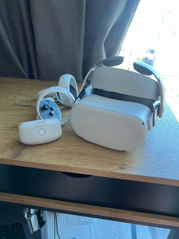 Очки виртуальной реальности Oculus Meta Quest 2 128GB, BoboVR, повербанк