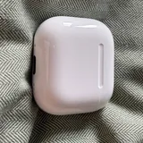 AirPods 4 с активным шумоподавлением 3
