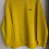 Джинсы Levi's, штаны Empyre, пуловер Levi's, рубашка Dickies, анорак Ellesse, худи Johnny Cupcakes 3