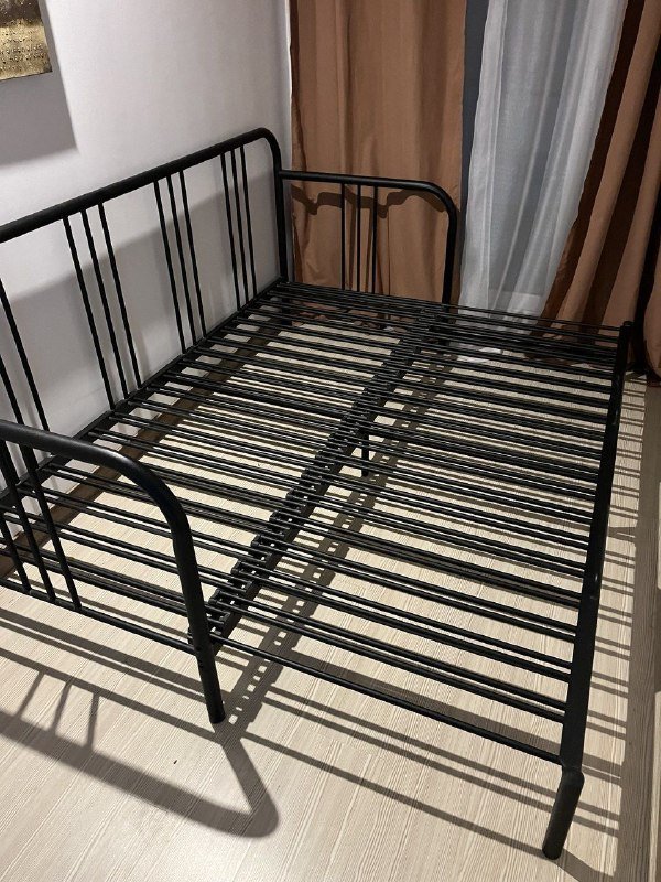 Кровать IKEA 4