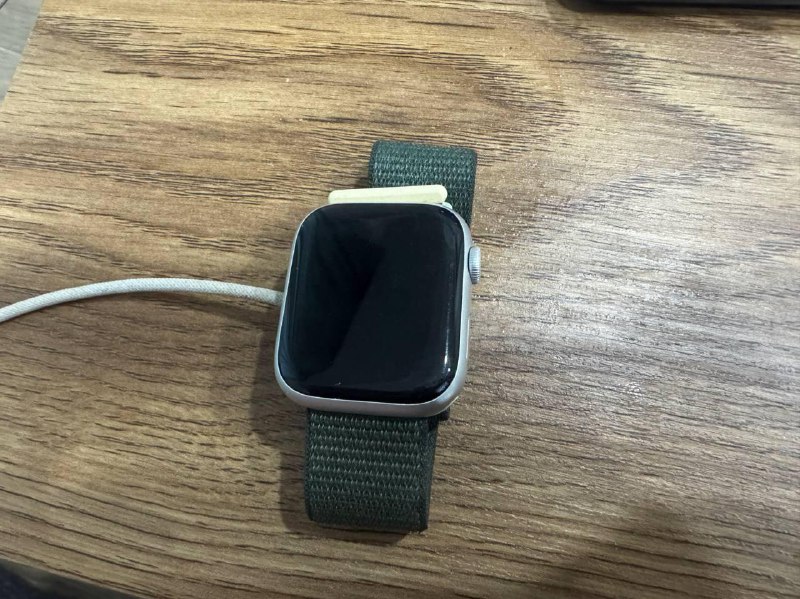 Apple Watch Series 9 45mm с разбитым экраном 2
