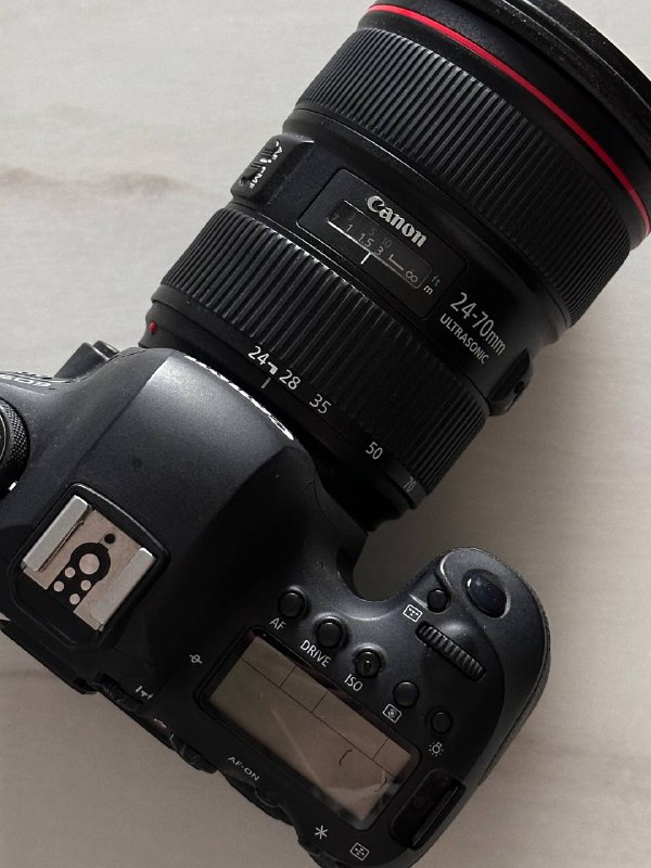 Фотоаппарат Canon 6d Mark II, объектив EF 24-70mm f/2.8 ii 5