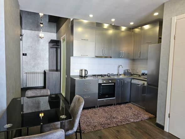 Уютная квартира с видом на море, Инсаридзе 7а 9