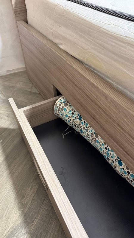 Кровать с изголовьем и матрасом в подарок 4