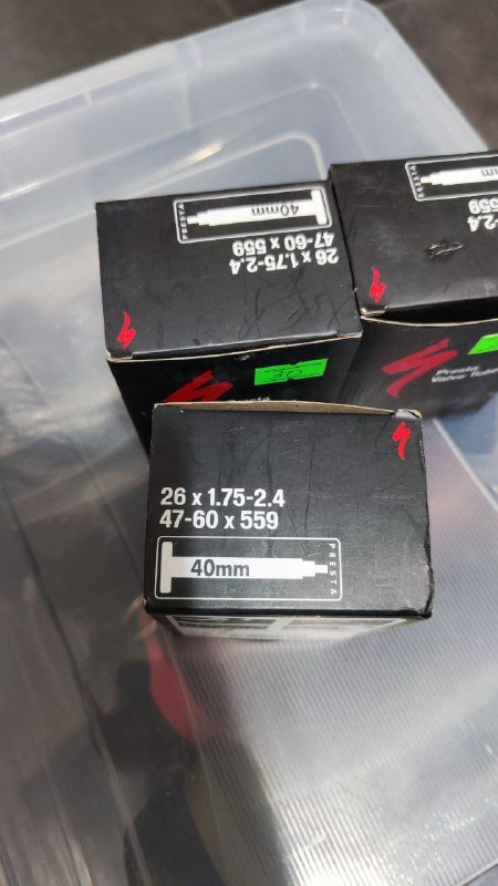 Велосипедные камеры Specialized 20*2.4-3.0, 26*1.75-2.4 4